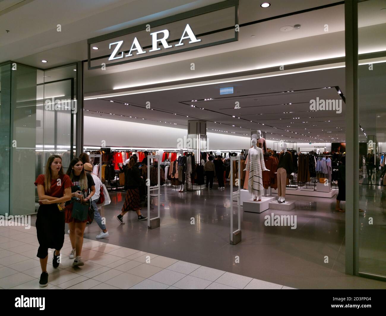 AUCKLAND, NEW ZEALAND - Apr 17, 2019: Auckland / New Zealand - April 17  2019: View of Zara store inside Sylvia Park shopping centre Stock Photo -  Alamy
