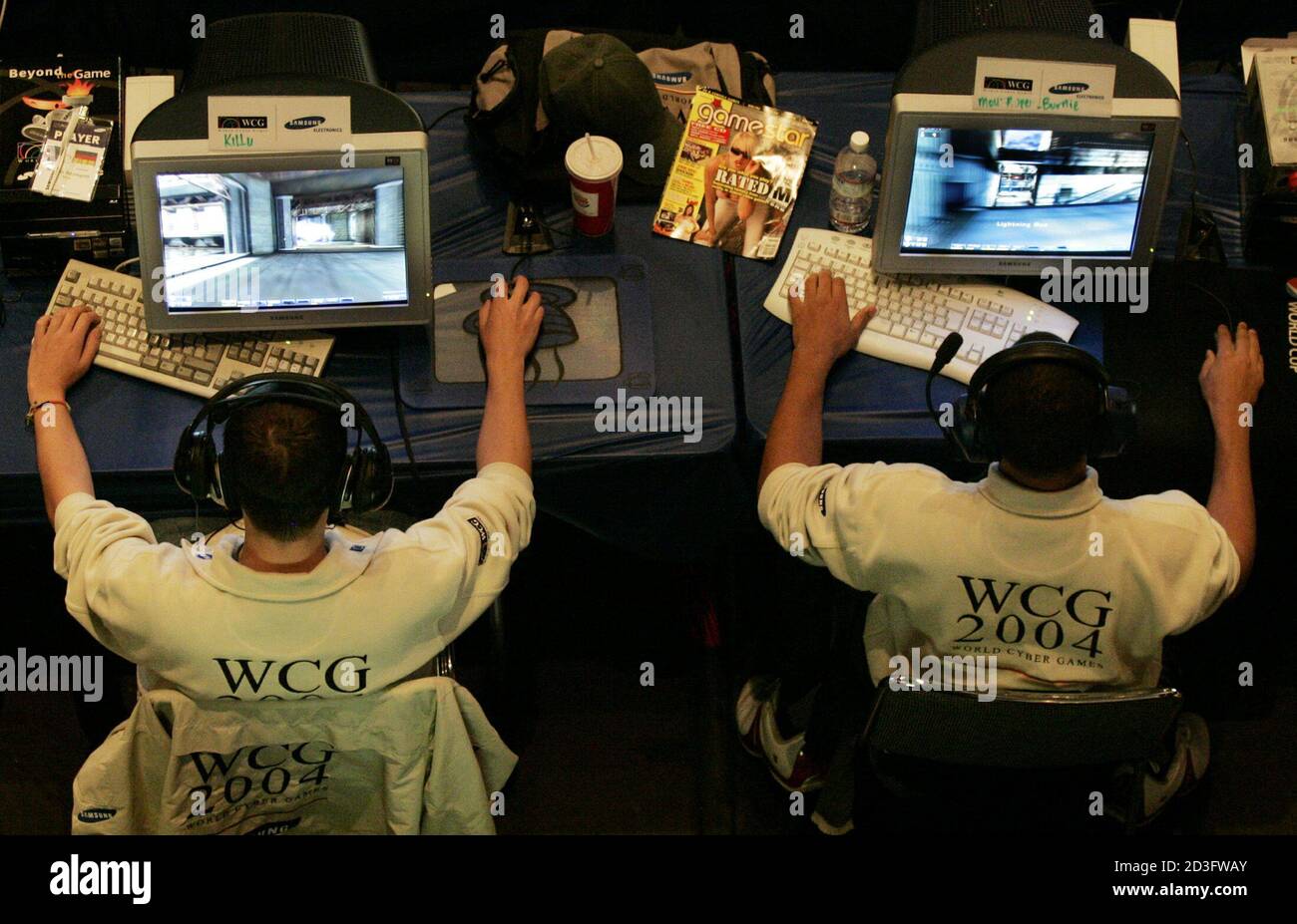 Martin Reimann L And Maurice Engelhardt Of Germany Compete In Unreal Tournament 04 At The World Cyber Games Wcg In San Francisco California October 9 04 The Wcg Is The World S Largest