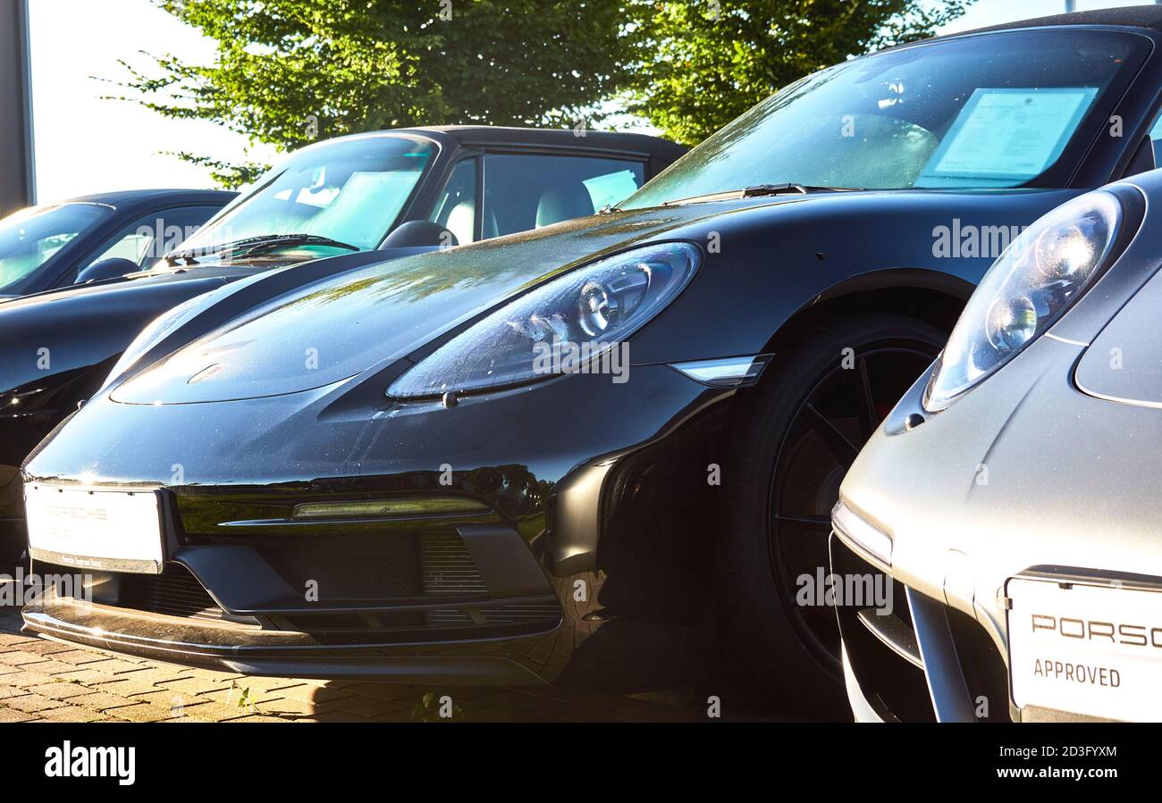 Classic porsche close up wheel hi-res stock photography and images - Alamy