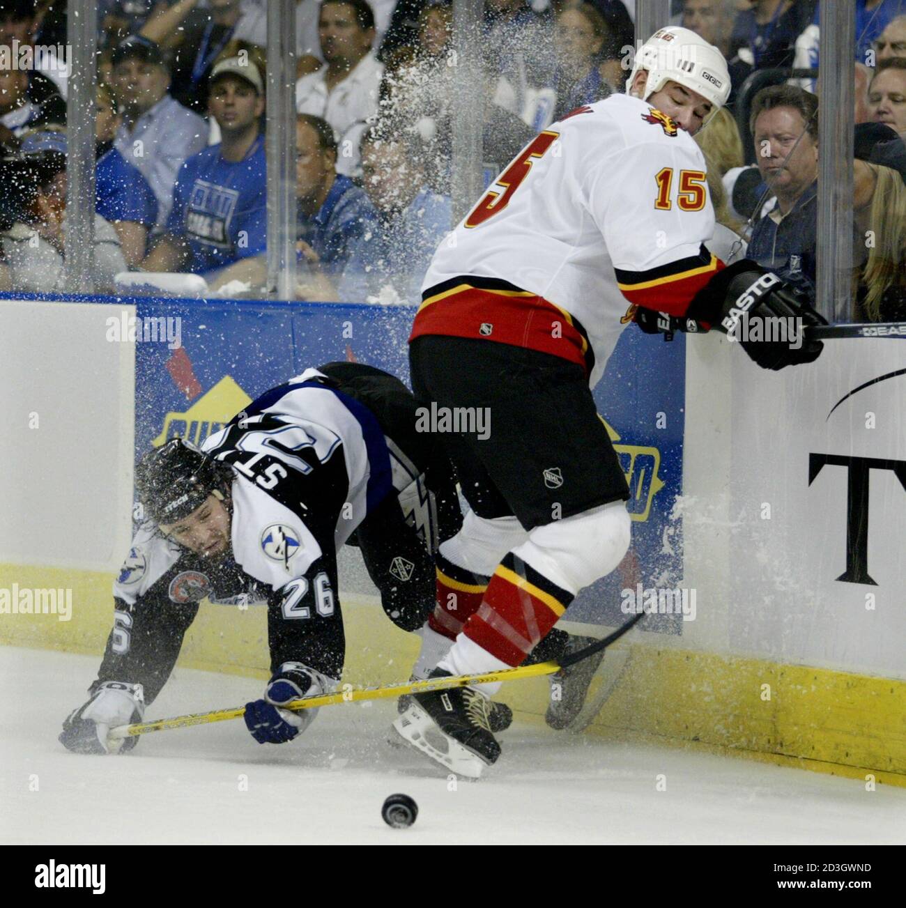 Martin St Louis Flames High Resolution Stock Photography And Images Alamy
