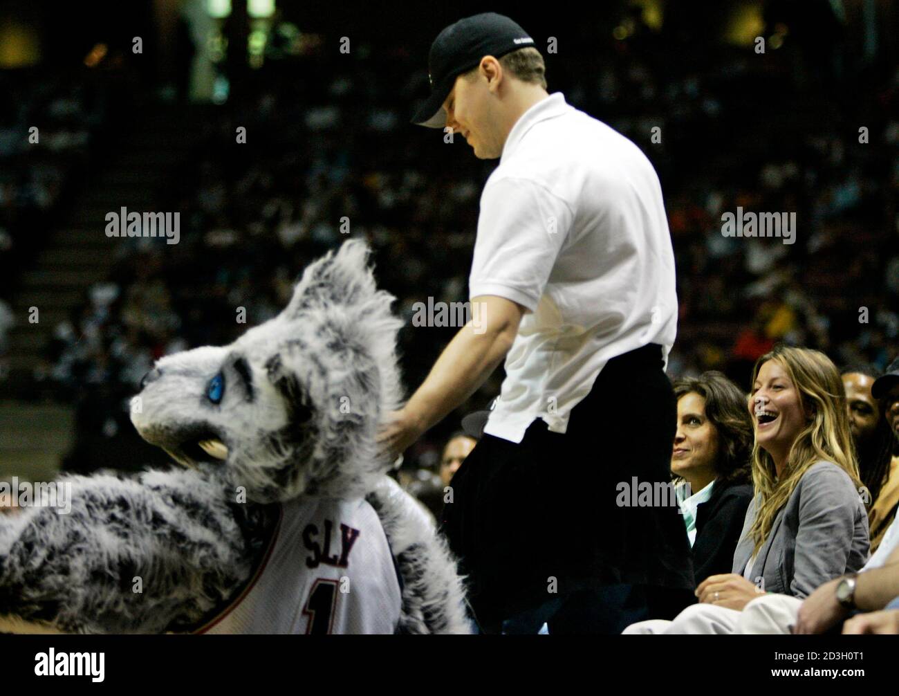 new jersey nets mascot