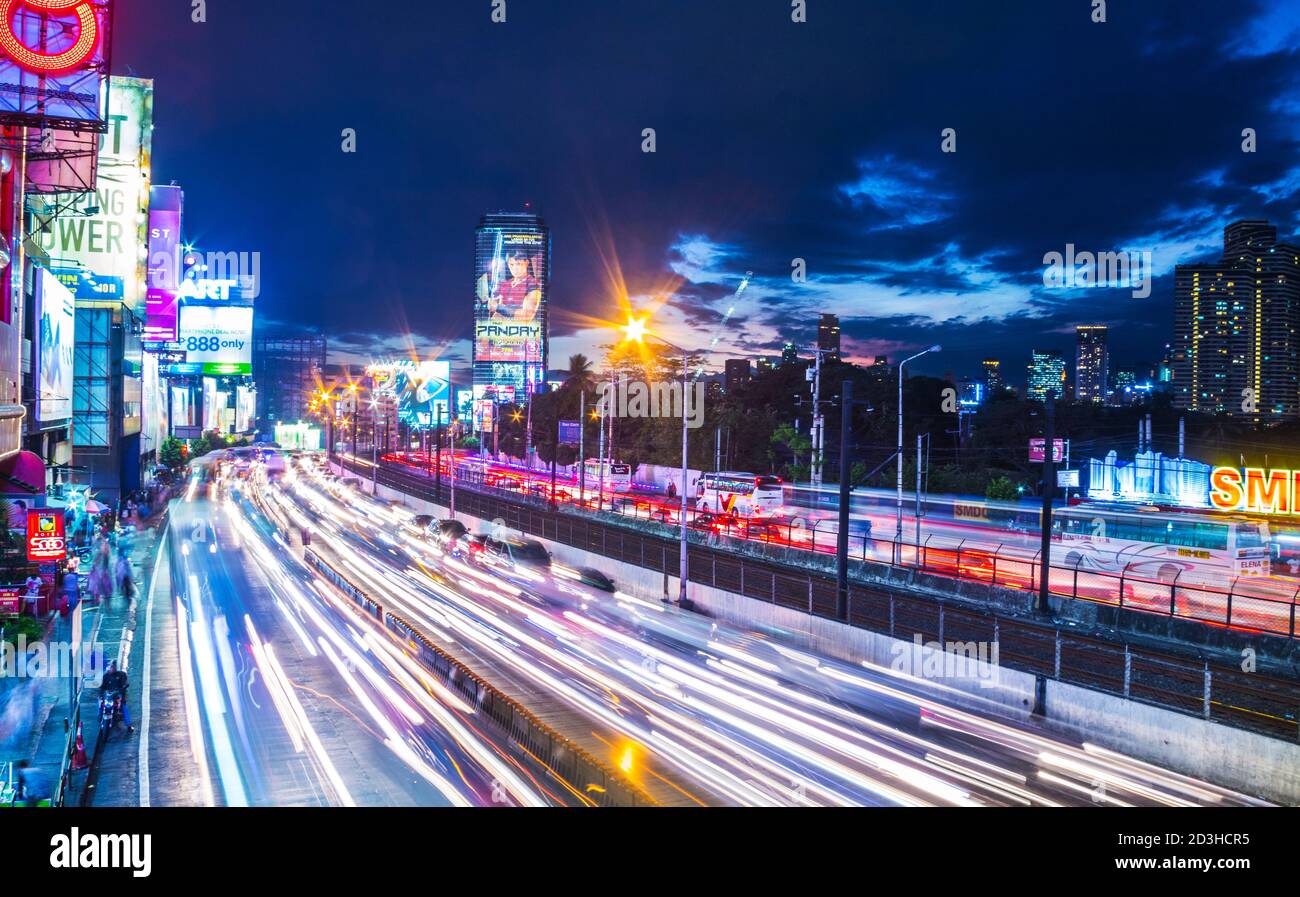 trail lights from vehicles in major highway in Metro Manila