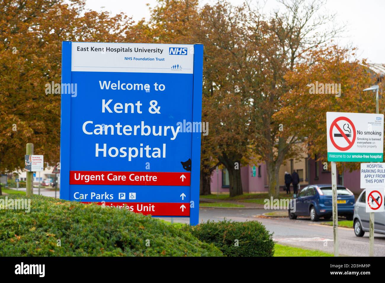 Kent & Canterbury hospital sign entrance, canterbury, kent, uk Stock Photo Alamy