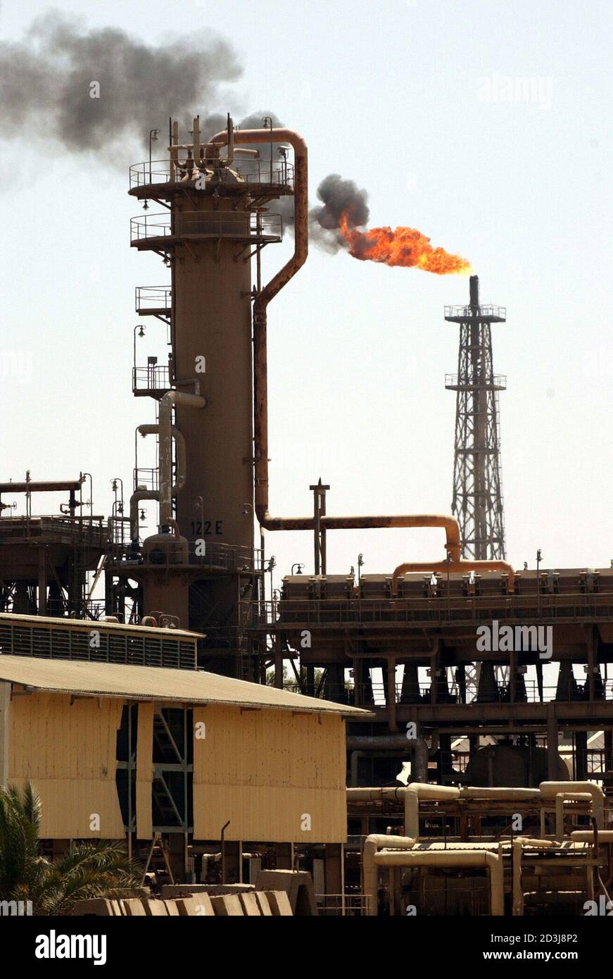 Iraq Refineries Baiji Oil Refinery _ ISIS attacks refinery in Iraq – PDKT