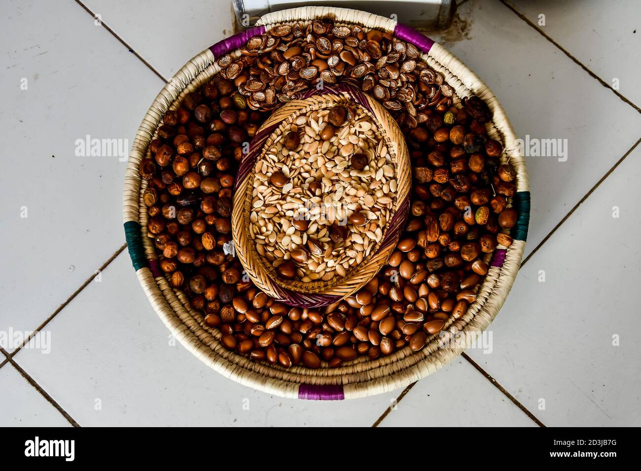 Argan shells hi-res stock photography and images - Alamy