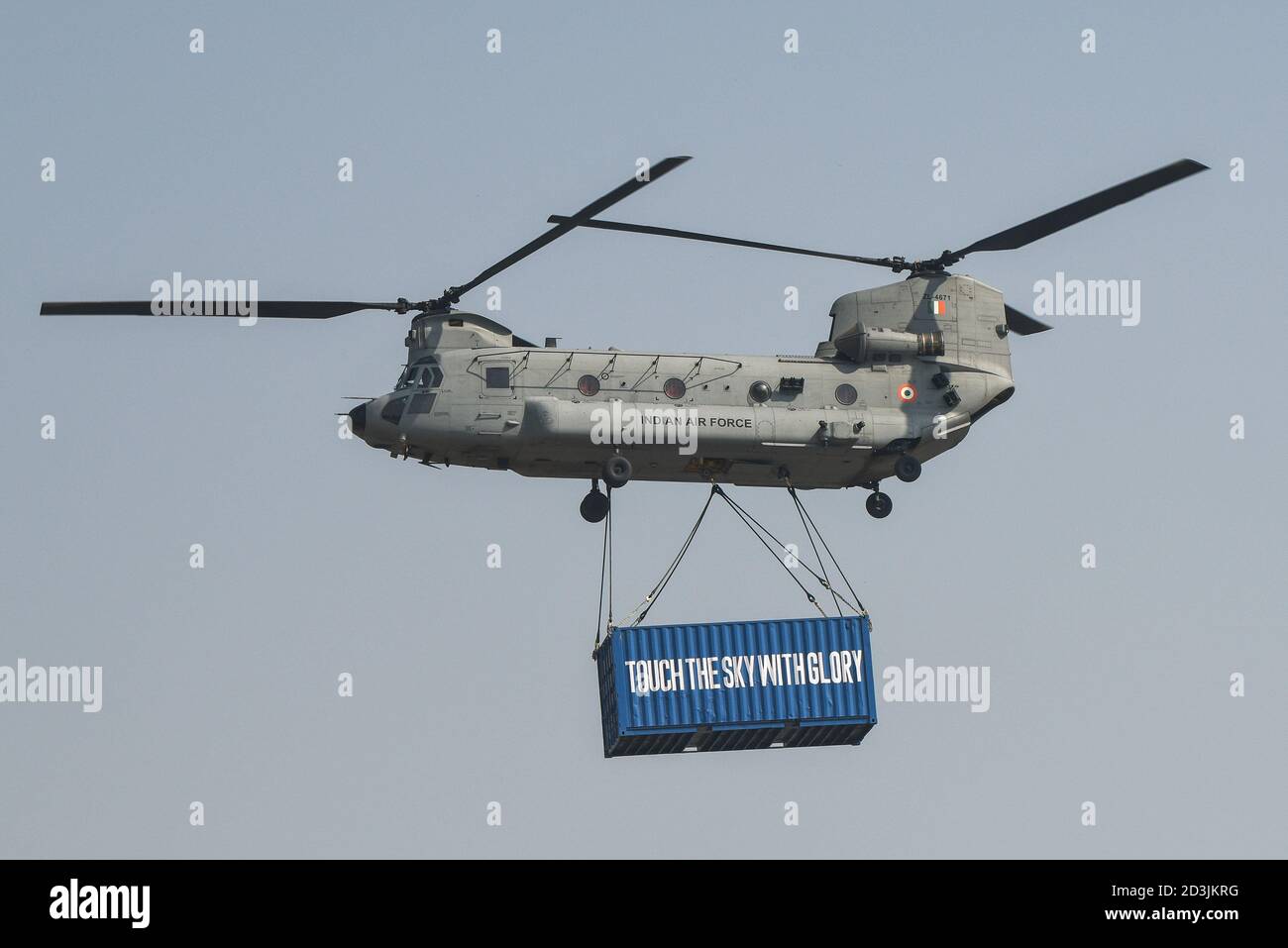 Ghaziabad, India. 08th Oct, 2020. Indian Air Force (IAF) Chinook Helicopter performs during the 88th Air Force Day parade at Hindon air base on the outskirts of New Delhi. Credit: SOPA Images Limited/Alamy Live News Stock Photo
