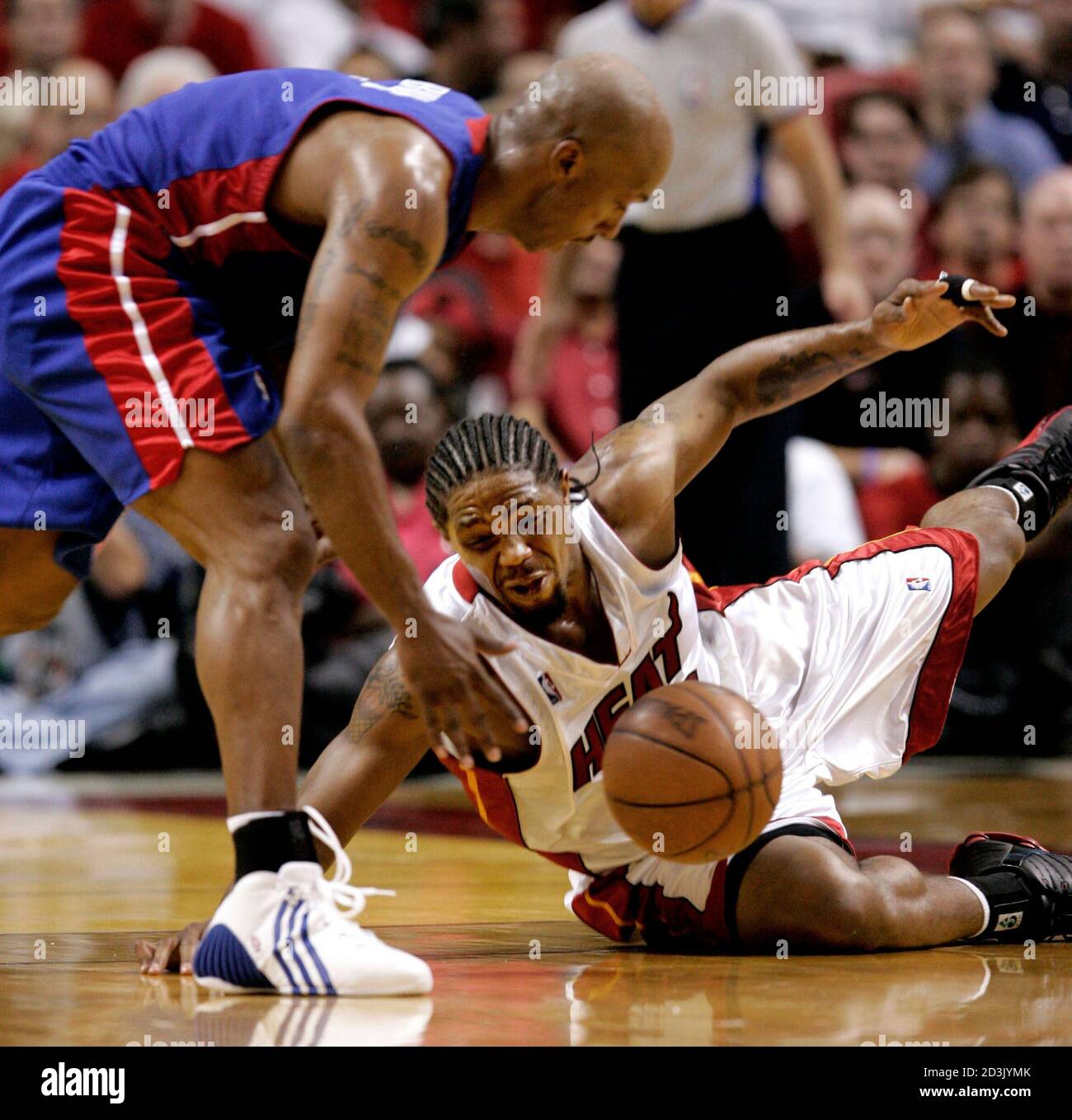 Detroit pistons guard chauncey billups hi-res stock photography and images  - Page 3 - Alamy