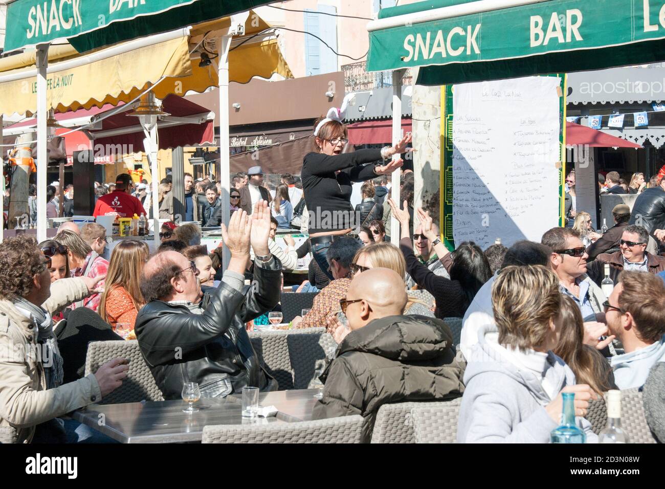 Page 2 Table Dance High Resolution Stock Photography And Images Alamy