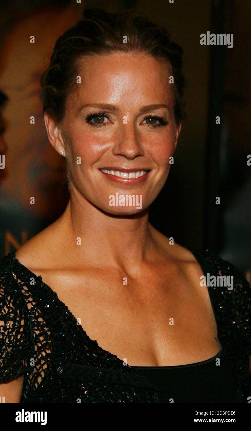 Hide And Seek Cast Member Elisabeth Shue Arrives At The Movie S Premiere At The Zanuck Theater Twentieth Century Fox Studios In Los Angeles January 24 05 Reuters Gene Blevins Gb Fa Stock Photo Hide And Seek Cast Member Elisabeth Shue Arrives At The Movie S Premiere At The Zanuck Theater Twentieth Century Fox Studios In Los Angeles January 24 05 Reuters Gene Blevins Gb Fa Stock Photo