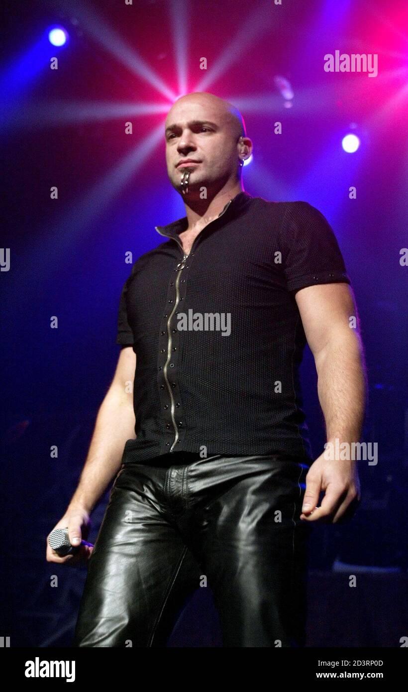 David draiman disturbed hi-res stock photography and images - Alamy