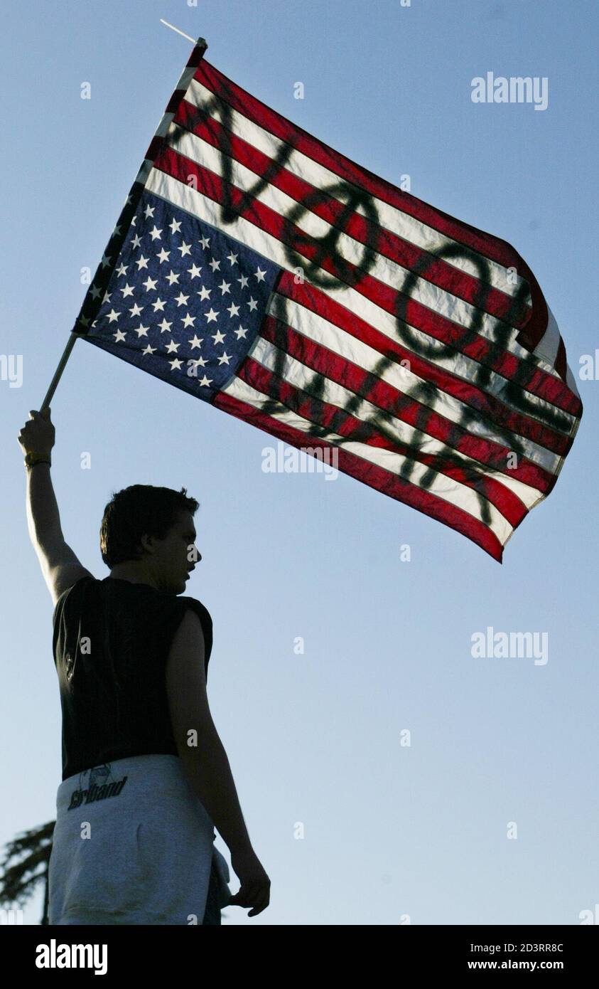Upside down american flag war hires stock photography and images Alamy
