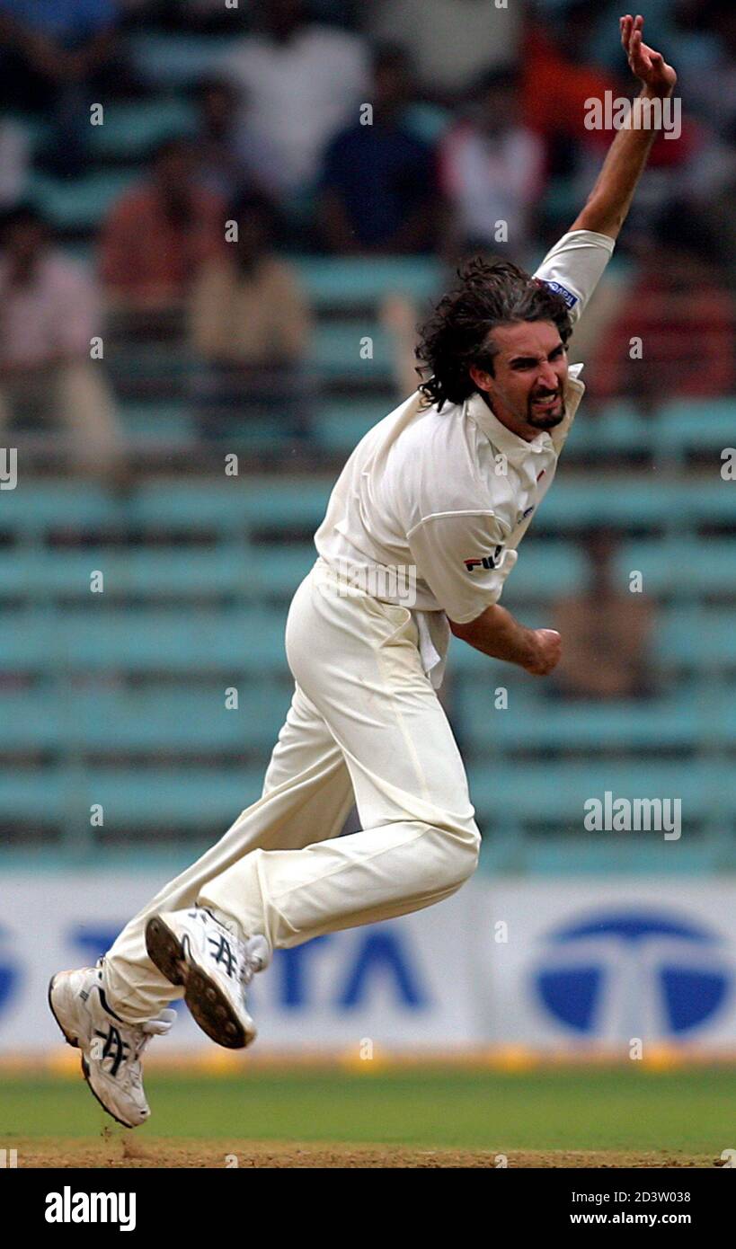 Australia S Jason Gillespie Bowls During The First Day S Play Of The Fourth And Final Test Match Between India And Australia In Bombay November 3 04 India Were 22 For 2 At Close