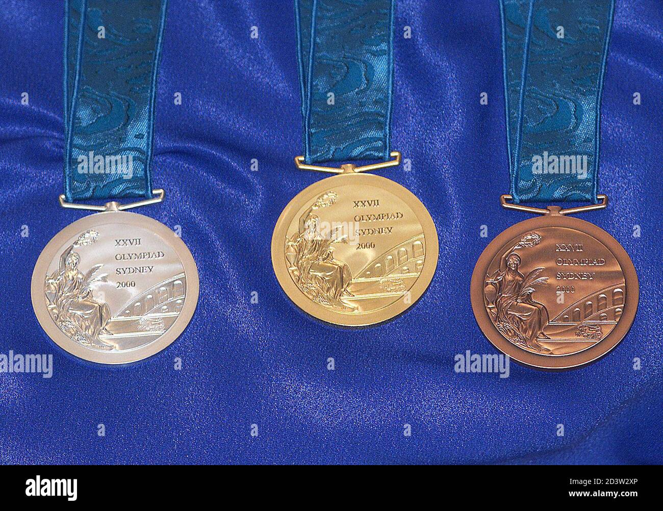 pic Australian Olympic Medals 2000 https www alamy com silver gold and bronze sydney 2000 olympic games medals are displayed at an unveiling in sydney august 12 2000 the silver and gold medals weigh 210 grams with the bronze weighing in at 170 grams the silver medal is made up of pure silver the gold pure silver with a pure gold coating and the bronze composite of copper and silver from old australian coins no longer in circulation the medals are all the same size at 68 millimetres in diameter with a thickness ranging 3mm at the rim to 5mm at the highest point of the relief the sydney 2000 olympic games begin september 15 the sydney image381023182 html