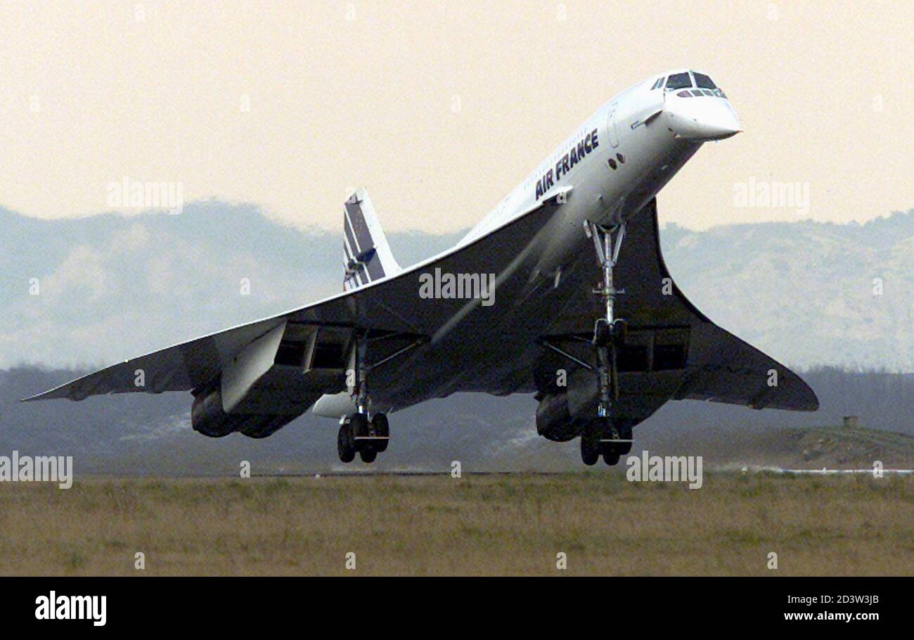 The Air France Concorde lands at Istres military air base near Marseille in  the south of France where it will undergo a series of technical tests,  January 18, 2001. The Air France