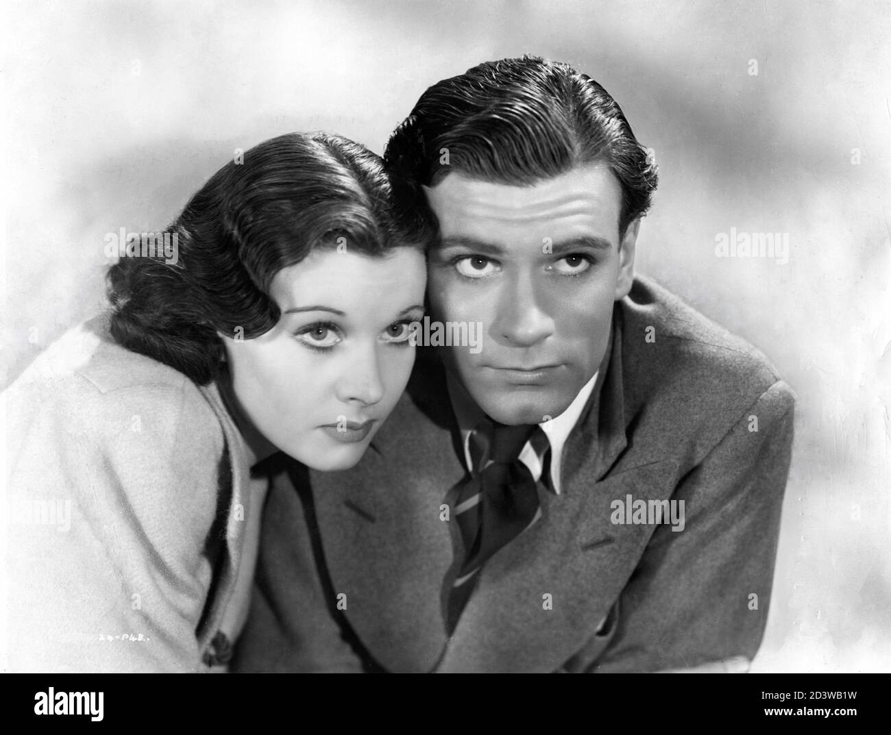 VIVIEN LEIGH and LAURENCE OLIVIER Publicity Portrait for 21 DAYS aka ...
