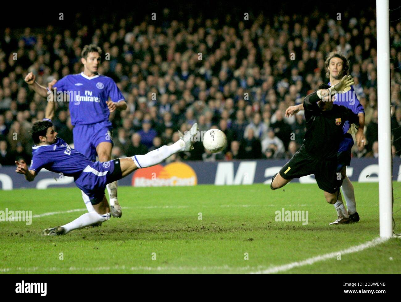 Chelsea S Mateja Kezman L Stretches For The Ball As Barcelona Goalkeeper Victor Valdes Fails To Save A Header By Chelsea Captain John Terry Not Pictured During Their Champions League First Knock Out Round