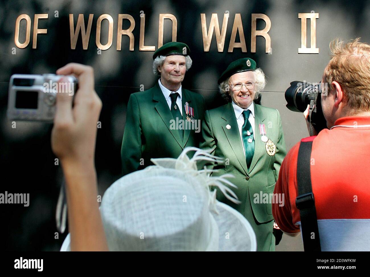 The women of world war ii hi-res stock photography and images - Alamy