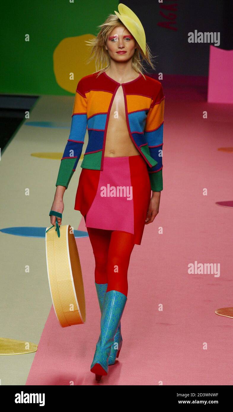 Model wears an outfit created by Agatha Ruiz de la Prada during Pasarela  Cibeles Fall/Winter 2003 fashion week in Madrid February 18, 2003. These  fashion shows will run until February 20. REUTERS/Sergio