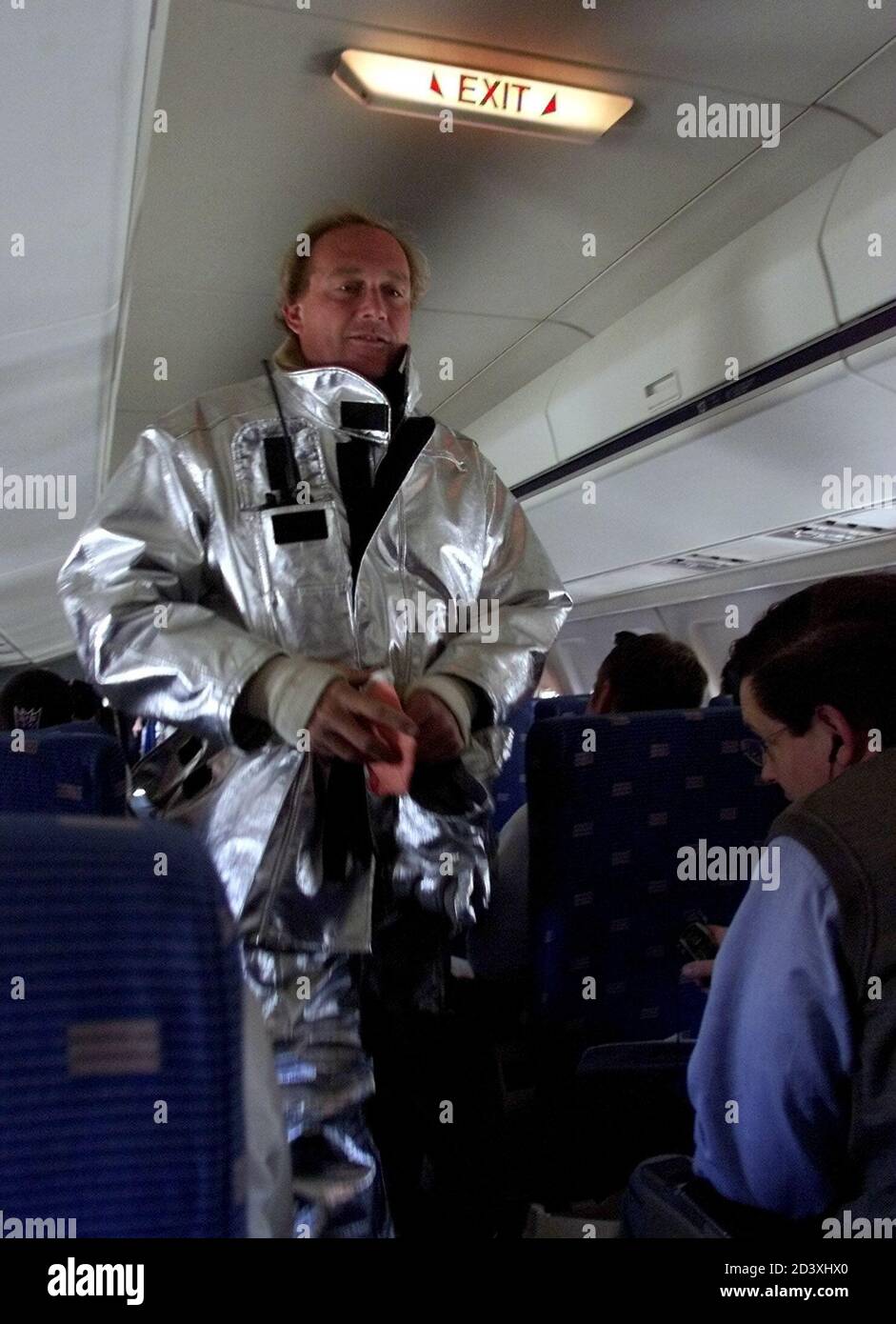 is powder allowed on planes