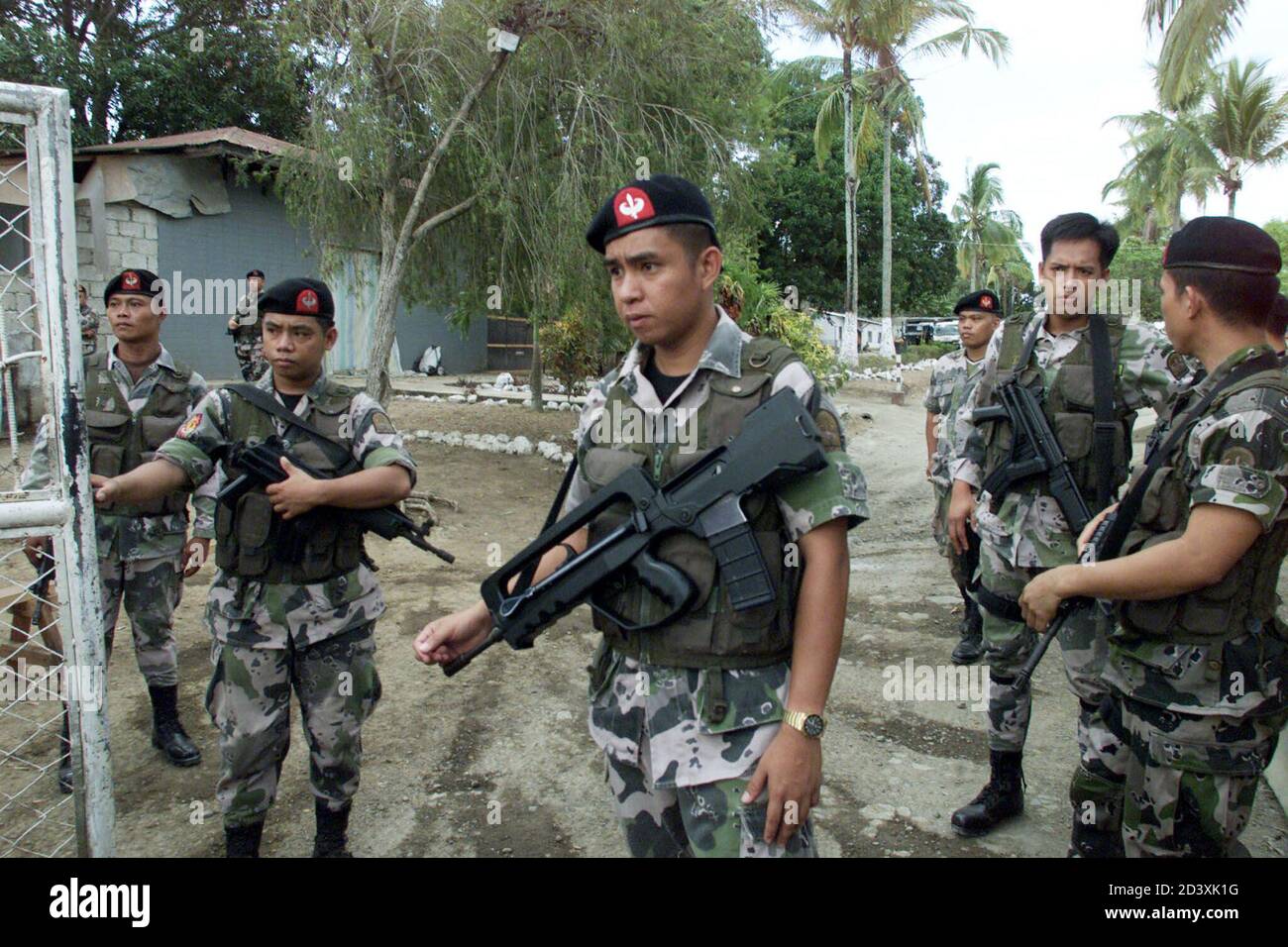 Philippine Army Special Forces High Resolution Stock Photography and ...