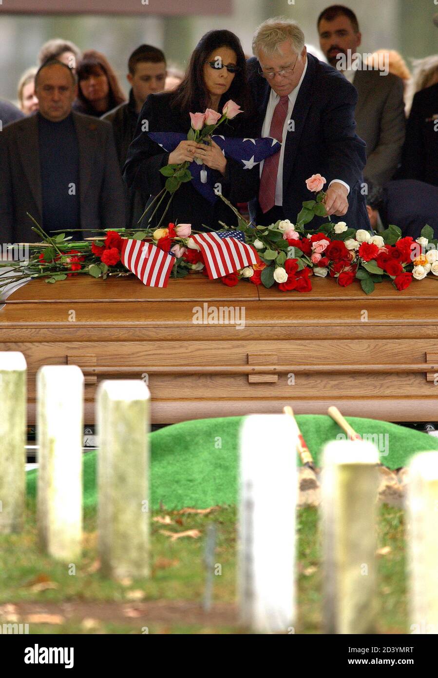 Pinelawn national cemetery hi res - Dorine And Ray Kenney Mother And Stepfather Stand Over The Casket At Of Army Private First Class Jacob Fletcher On November 19 2003 At The Long Island National Cemetery In Pinelawn New York Fletcher Was Killed November 14 In Sumara Iraq While Assigned To Company C 2nd Battalion Airborne 503rd Infantry Regiment 173rd Airborne Brigade Camp Ederle Italy Reuterschip East Cme 2D3YMRT 