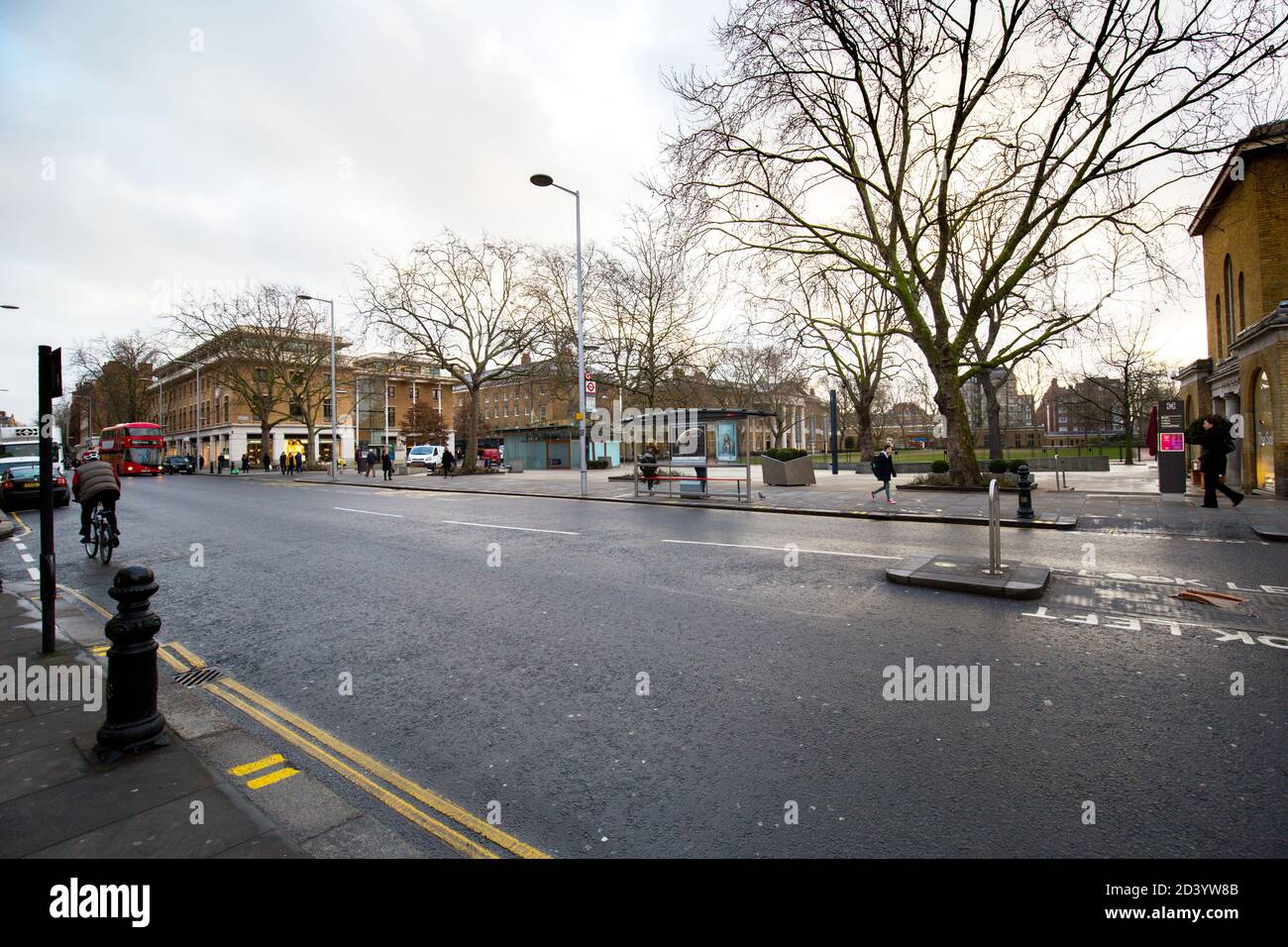 London, Uk June 23, 2017 Sloane Square, King's road shopping area
