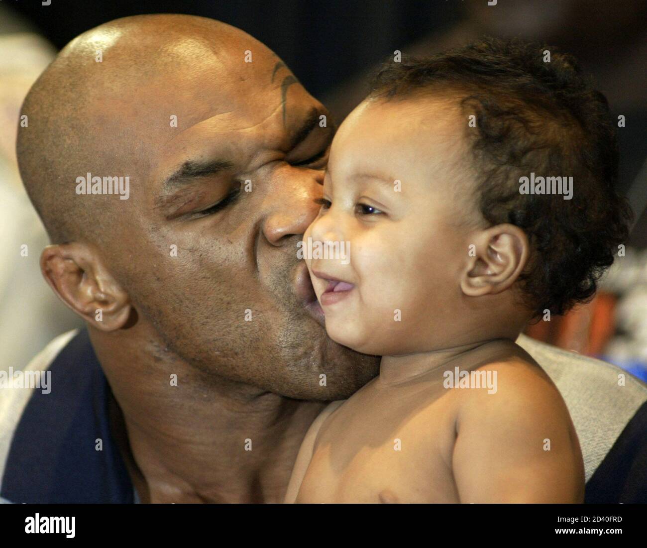 Семья тайсона. Майк тайсон семья. Дочь майка тайсона. Дети майка тайсона. Майк тайсон дочь эксодус.