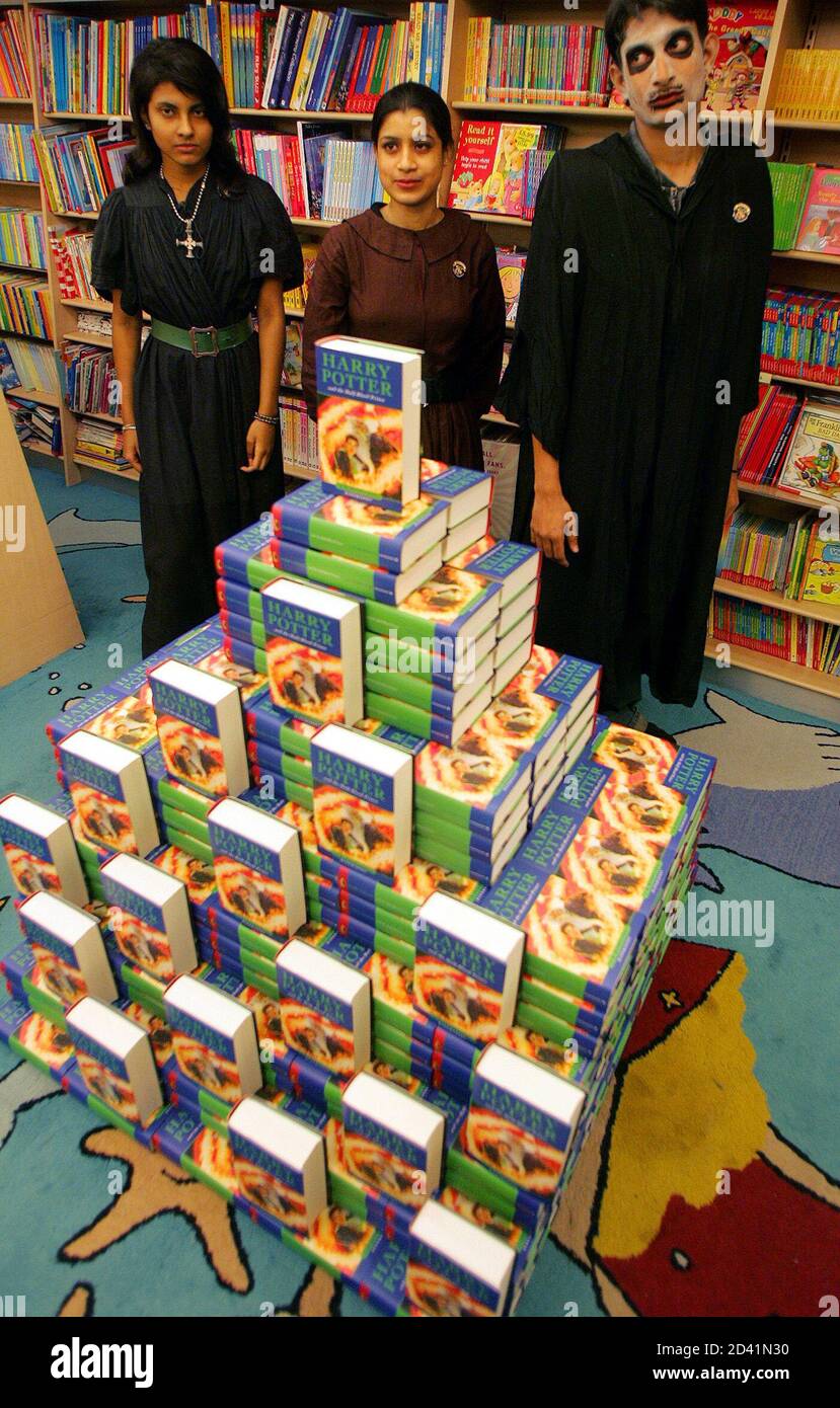 Indian Bookshop Employees Dress Like Characters From British Author J K Rowling S Latest Book Harry Potter And The Half Blood Prince As They Pose At A Bookstore Calcutta July 16 05 Witching Hour Passed Indian Bookshop Employees Dress Like Characters From British Author J K Rowling S Latest Book Harry Potter And The Half Blood Prince As They Pose At A Bookstore Calcutta July 16 05 Witching Hour Passed
