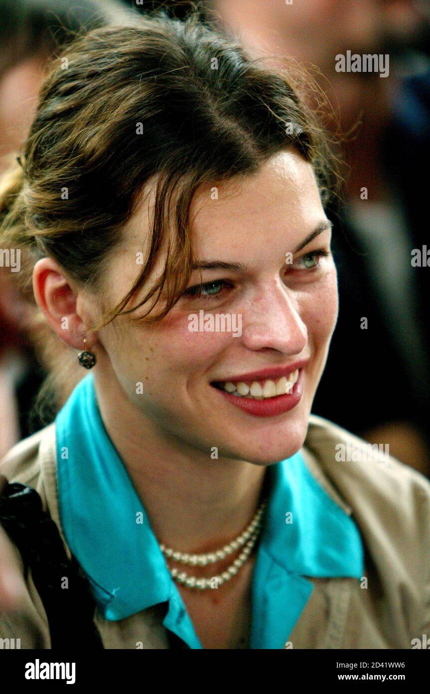 Milan jovovich hi-res stock photography and images - Alamy