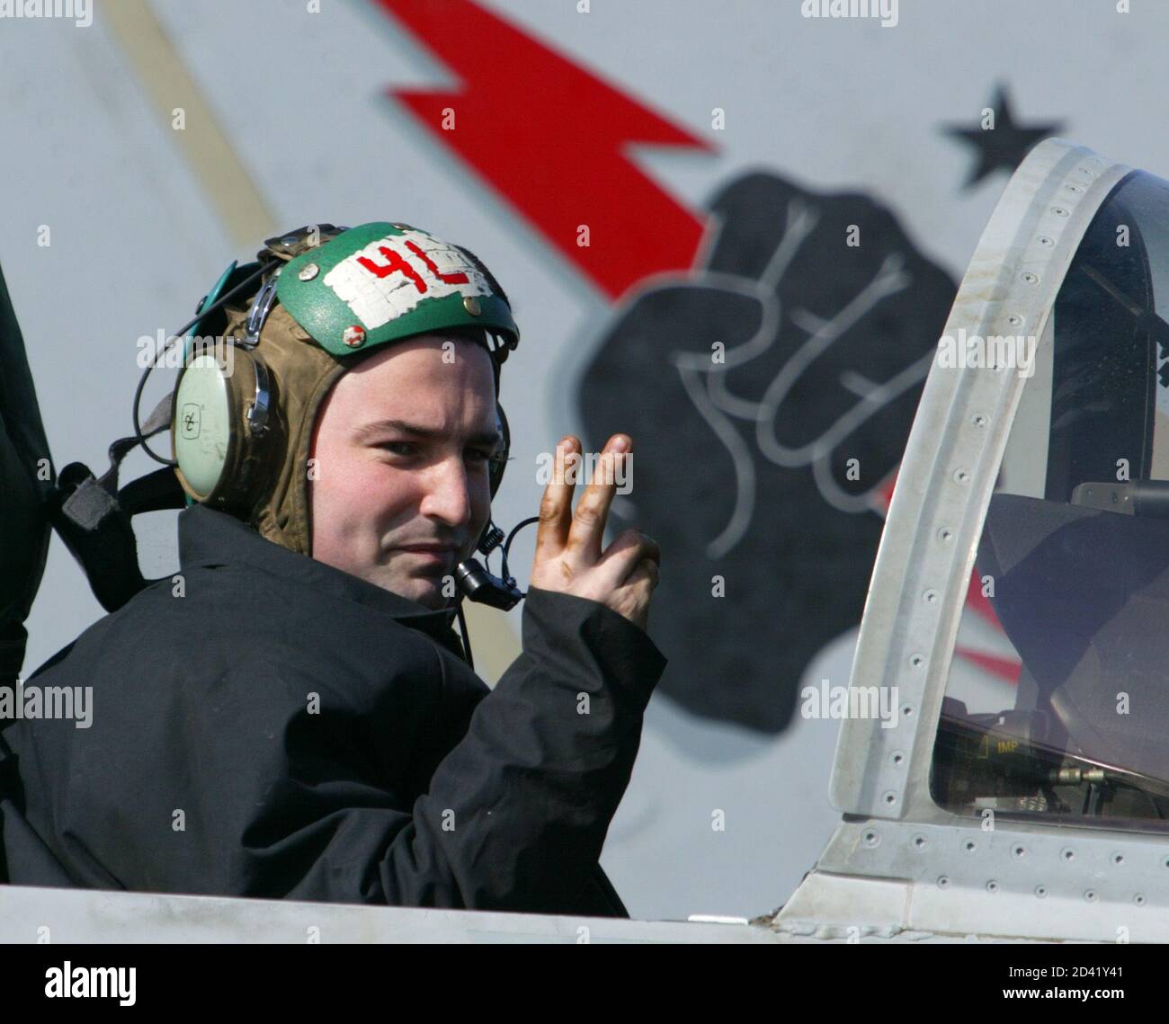 Aviation structural mechanic hires stock photography and images Alamy