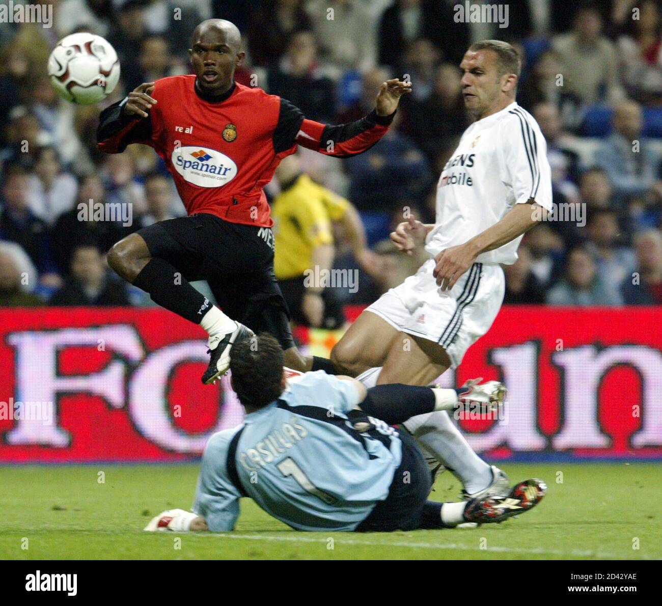 Samuel eto'o real madrid hi-res stock photography and images - Alamy
