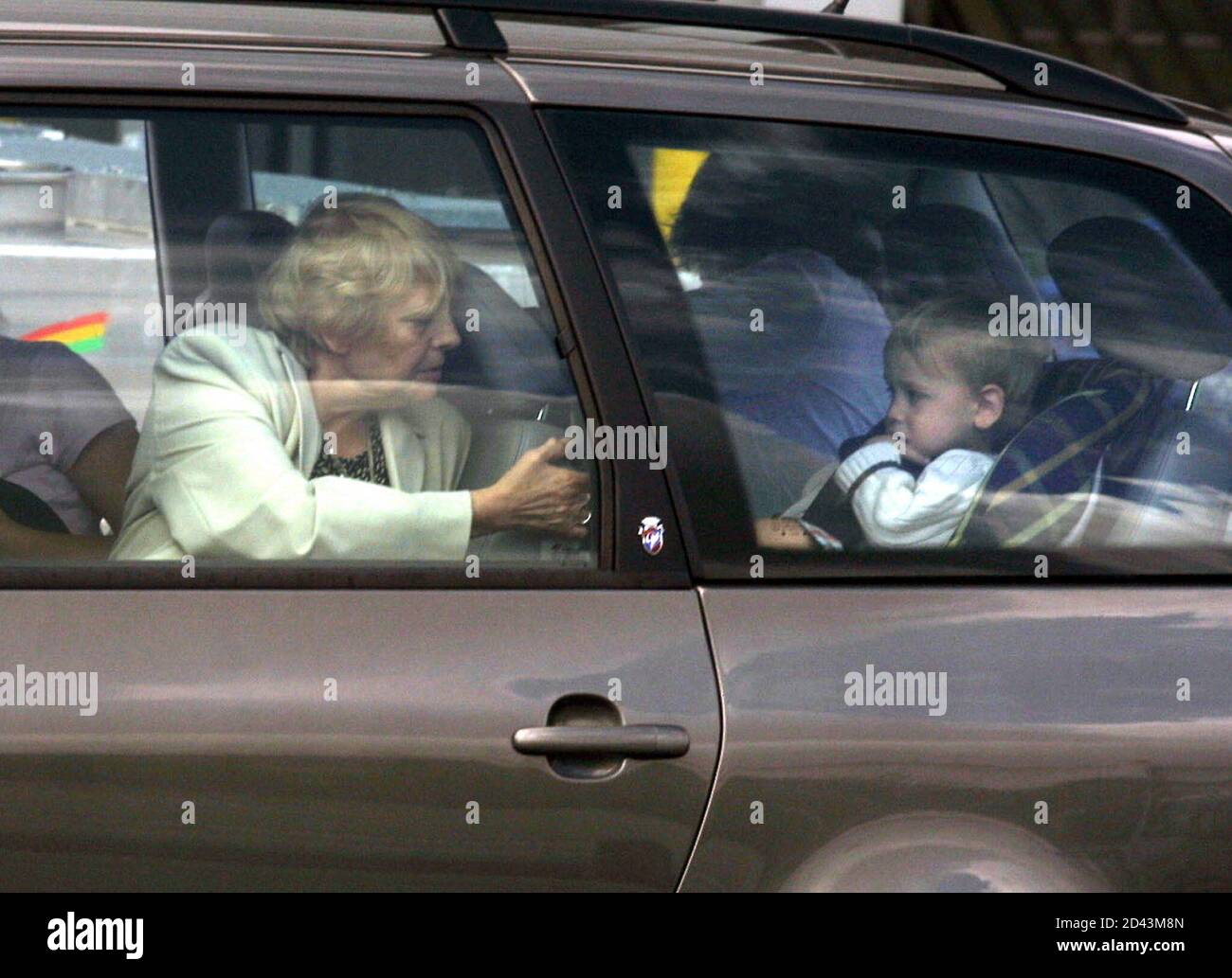 Cherie blair mother hi-res stock photography and images - Alamy