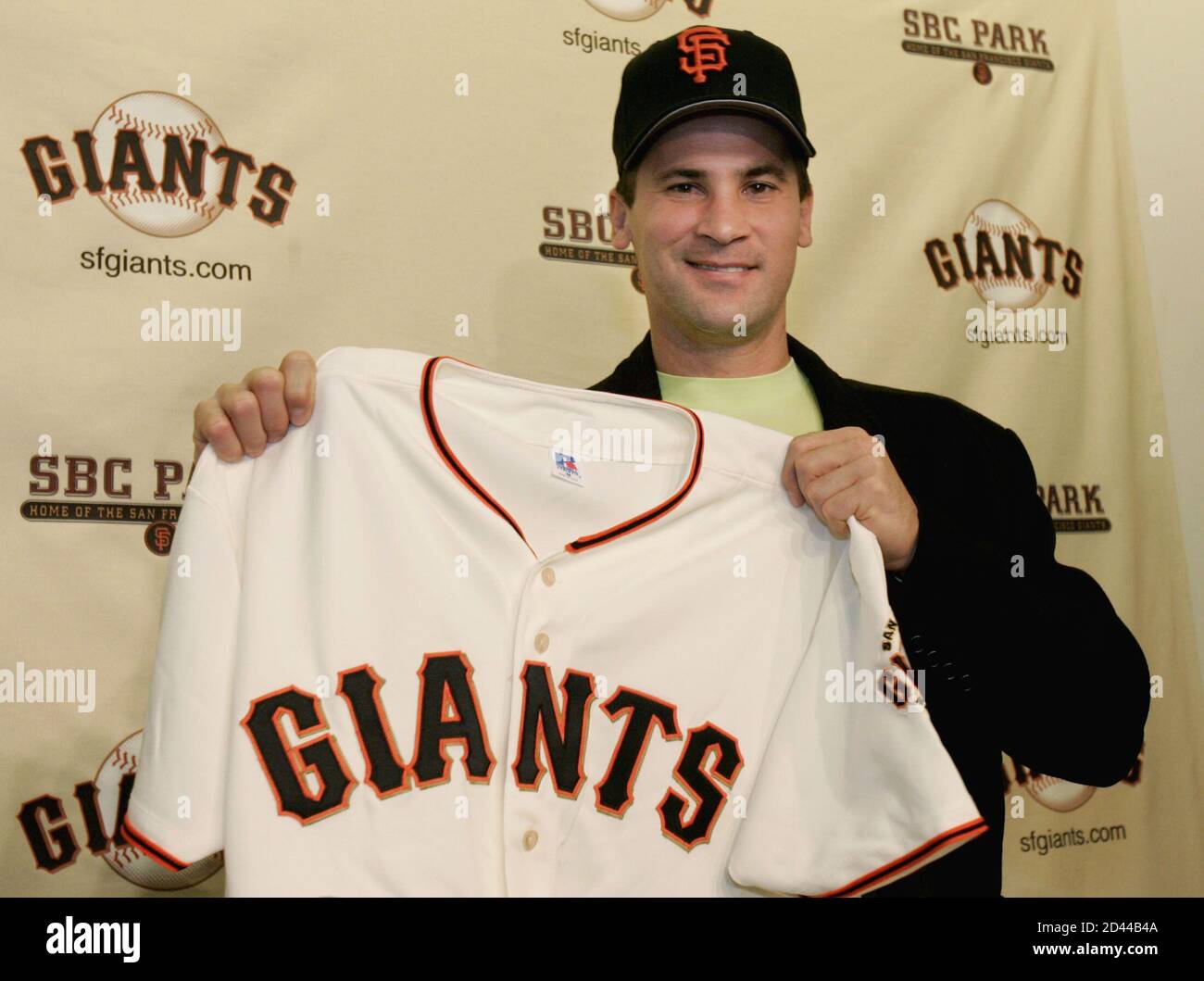 Giants jersey hi-res stock photography and images - Alamy