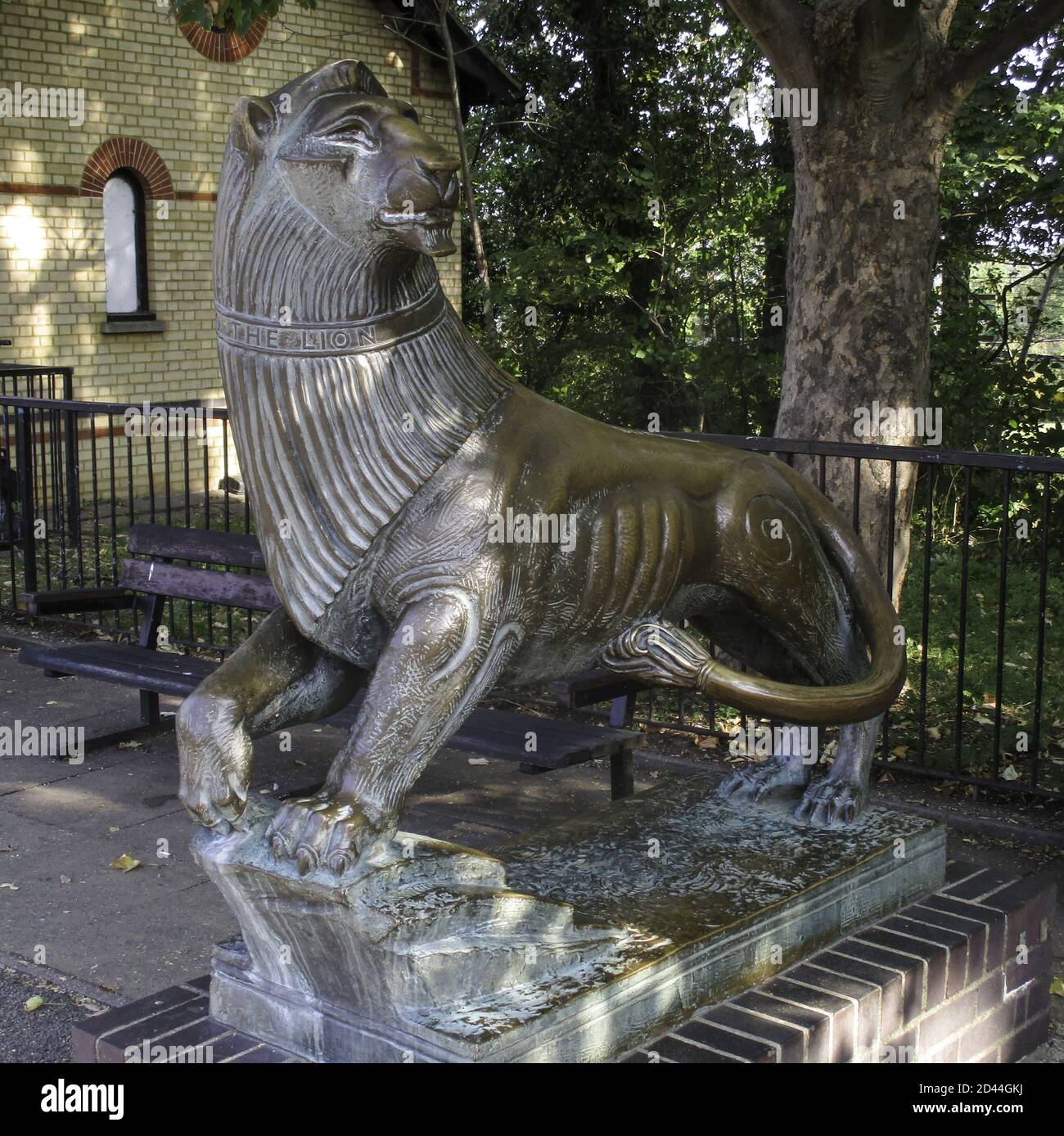 LONDON, UNITED KINGDOM - Sep 20, 2020: The bronze sculpture of Leo The Lion by Sir Charles Wheeler by the boating lake at Alexandra Palace, London Stock Photo