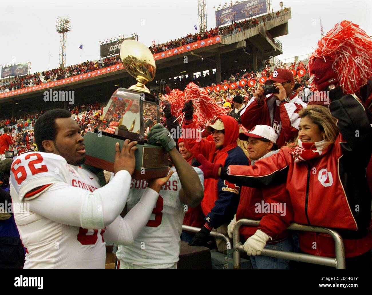 Oklahoma sooners fans hires stock photography and images Alamy