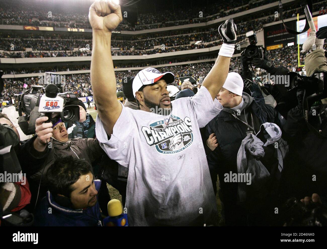 Philadelphia eagles hat hi-res stock 