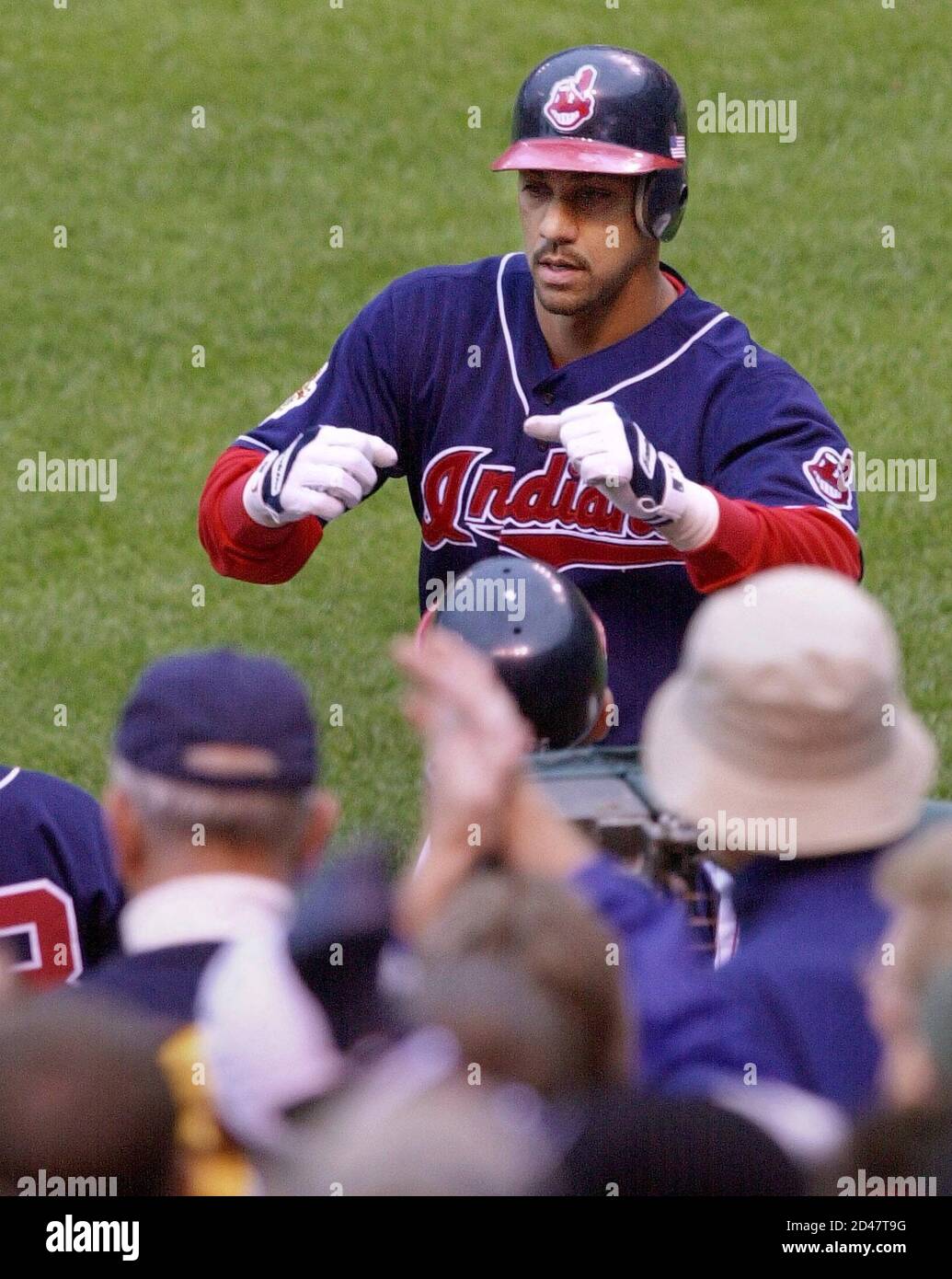 Juan gonzalez 2001 hi-res stock photography and images - Alamy