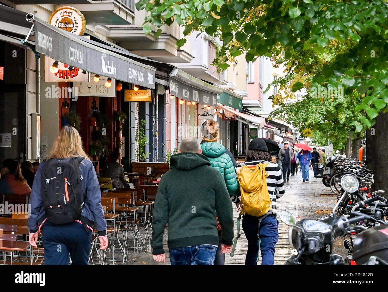 Neue bahnhofstrasse hi res stock photography and images Alamy