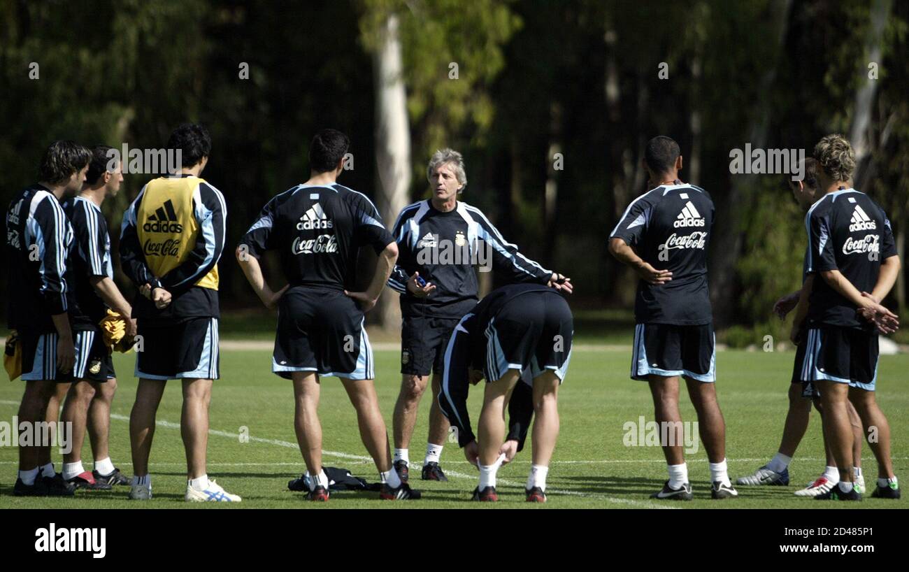 Argentinas Coach Jose Pekerman During High Resolution Stock Photography And Images Alamy
