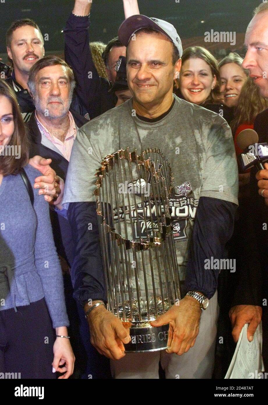 Yankees world series trophy 2000 hires stock photography and images Alamy