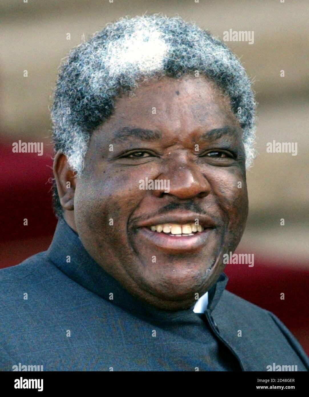 Nigerian president Levy Mwanawasa arrives for the inauguration of South  African President Thabo Mbeki April 27, 2004. Mbeki's inauguration at the  Union Buildings in Pretoria was timed to coincide with celebrations to