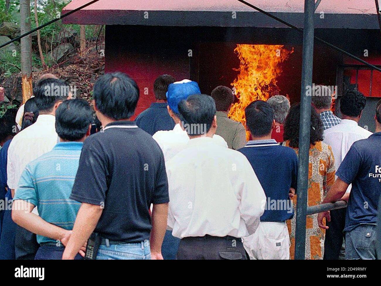 Chinese funeral family hires stock photography and images Alamy