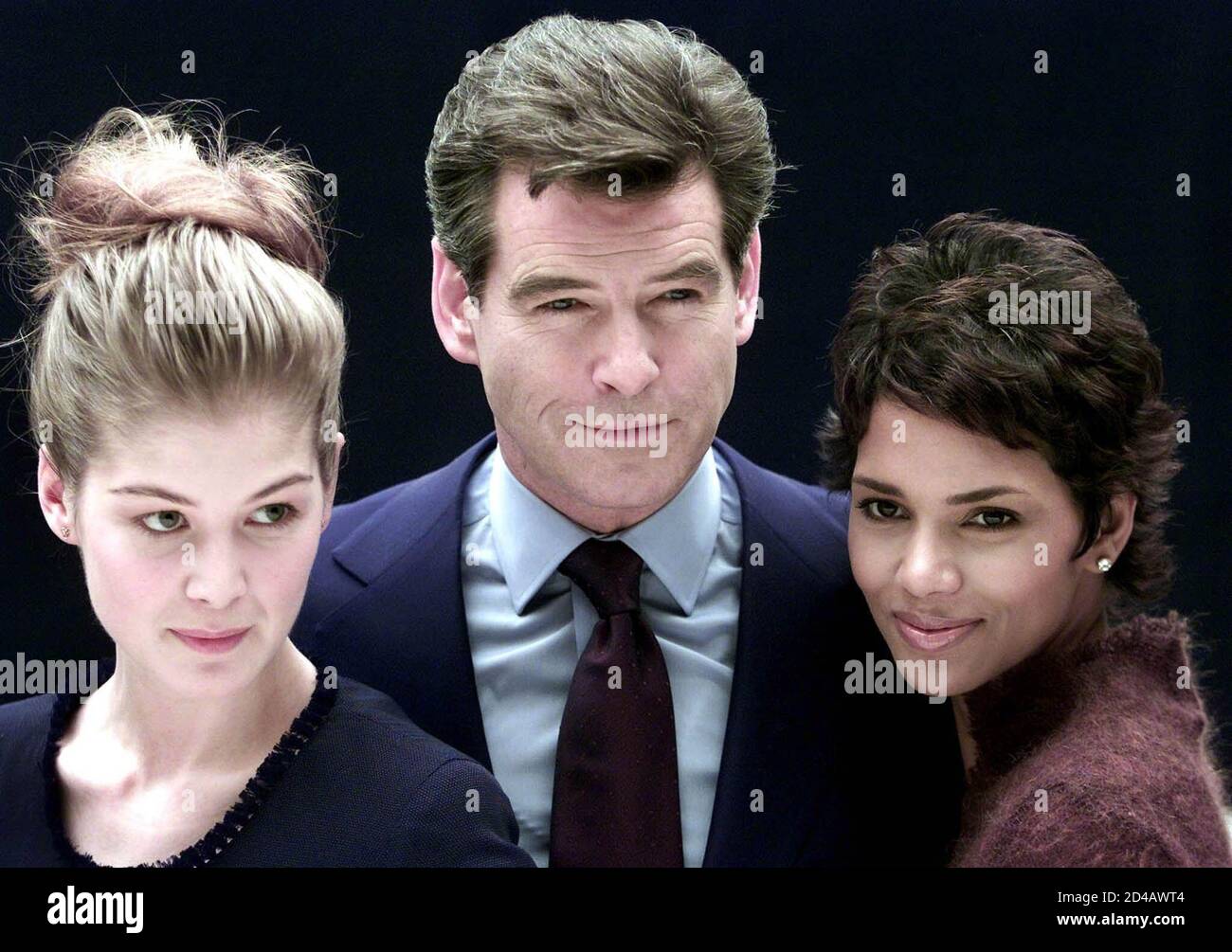 rosamund pike bond high resolution stock photography and images alamy