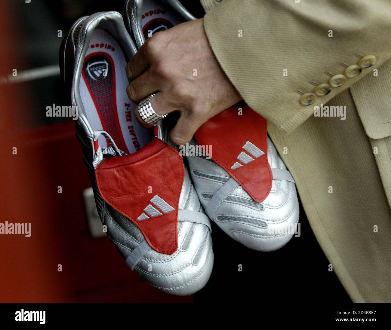 predator boots 2004