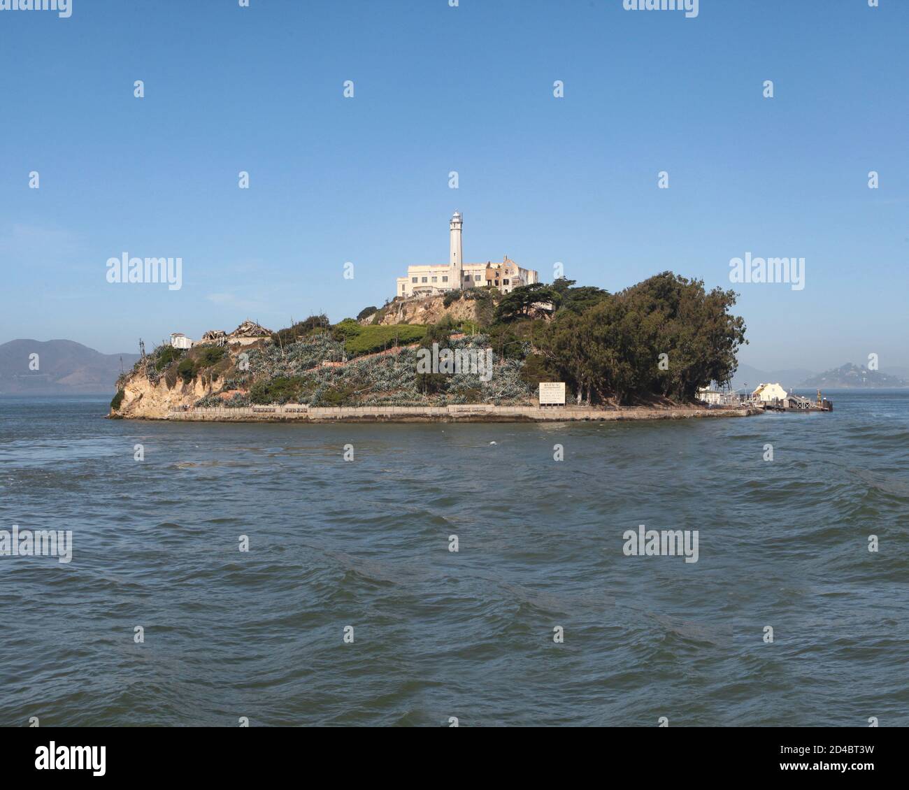 Alcatraz Prison (now a museum) in the centre of San Francisco Bay Stock Photo