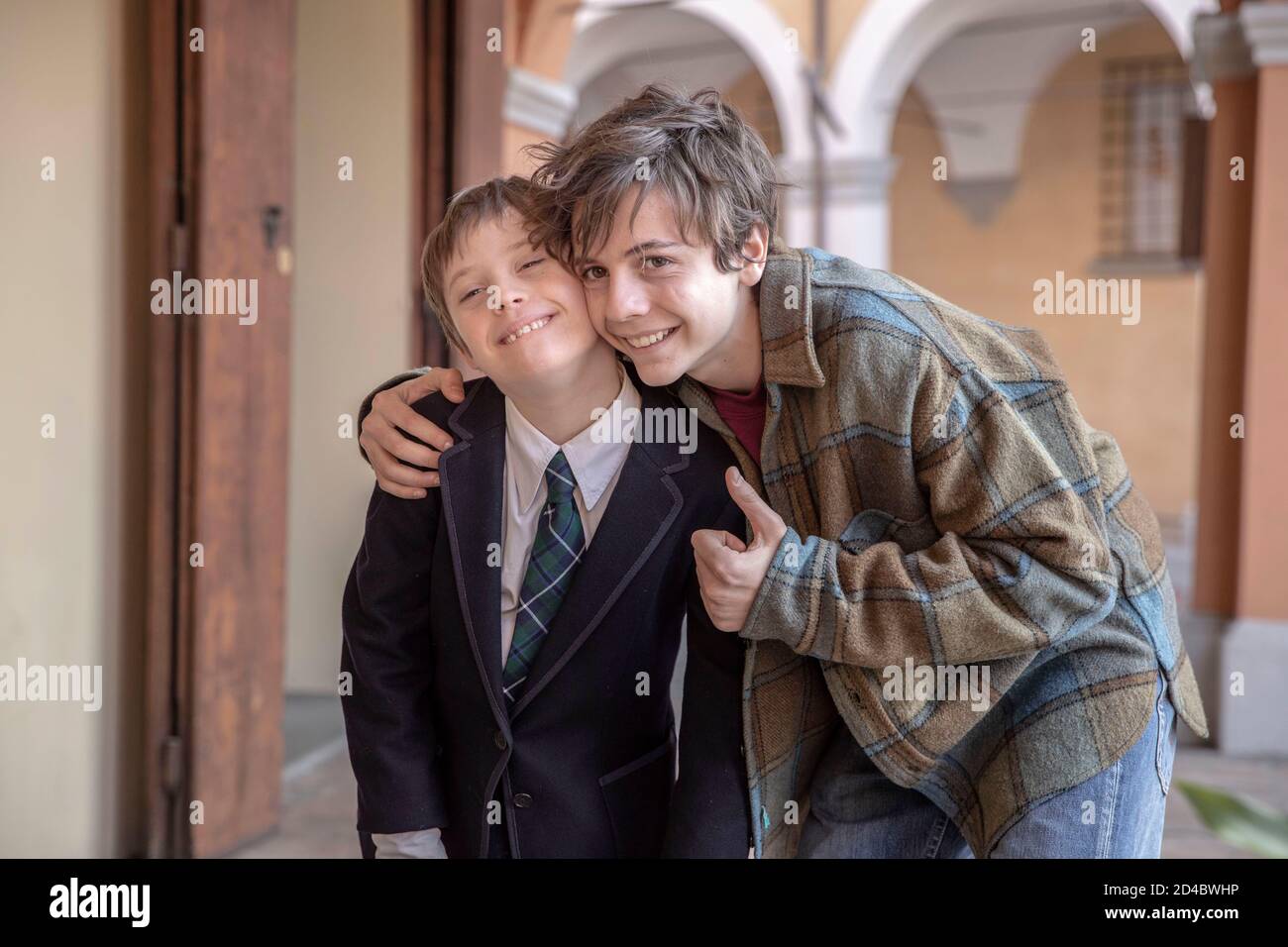 FRANCESCO GHEGHI and LORENZO SISTO in MIO FRATELLO RINCORRE I DINOSAURI (2019), directed by STEFANO CIPANI. Credit: PACO CINEMATOGRAFICA/NEO ART/RAI CINEMA / BORDONE, LIVIO / Album Stock Photo