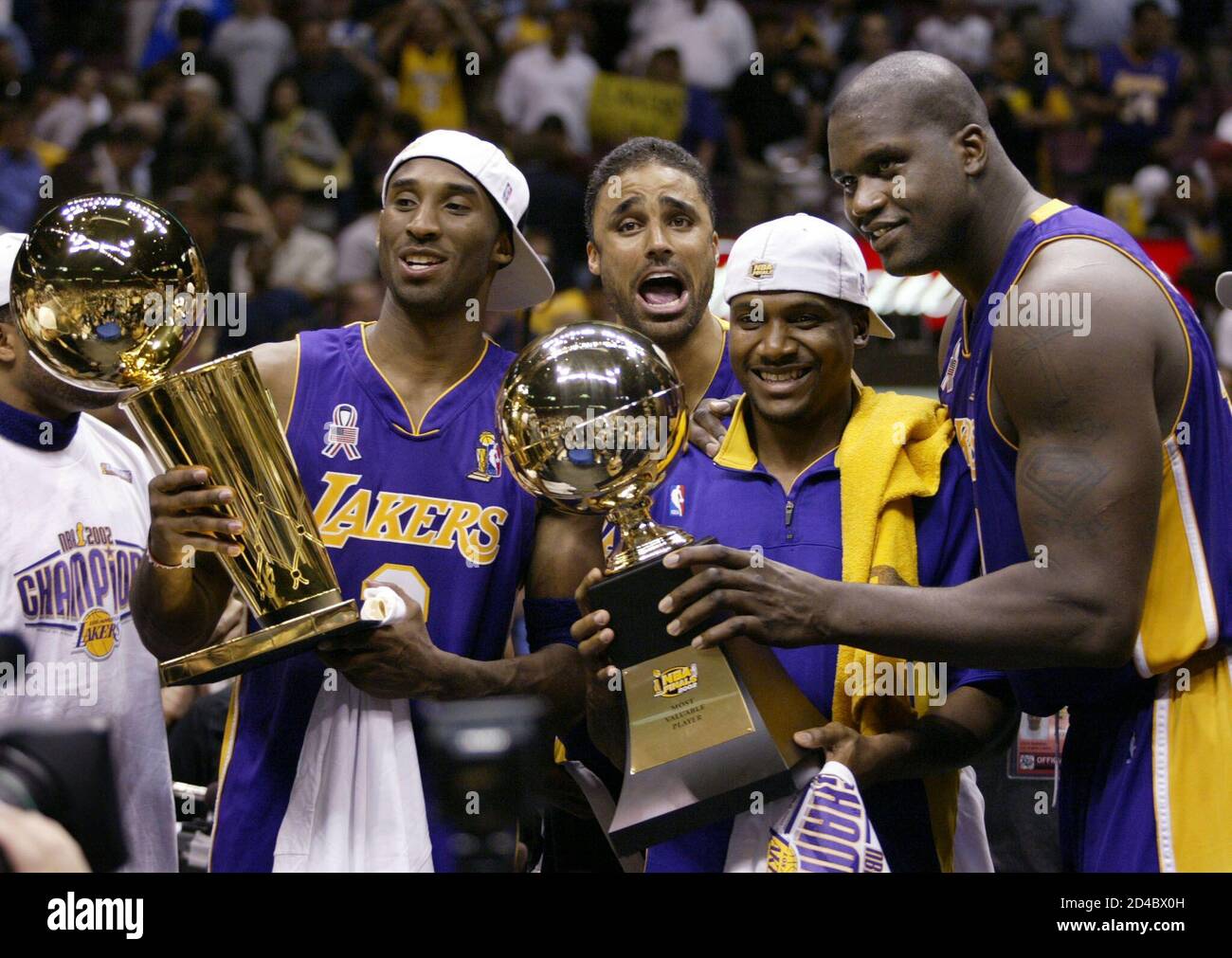 Все чемпионы нба. Коби Брайант 2002. Kobe Bryant 2005. Kobe Bryant 2006. Коби Брайант чемпион.