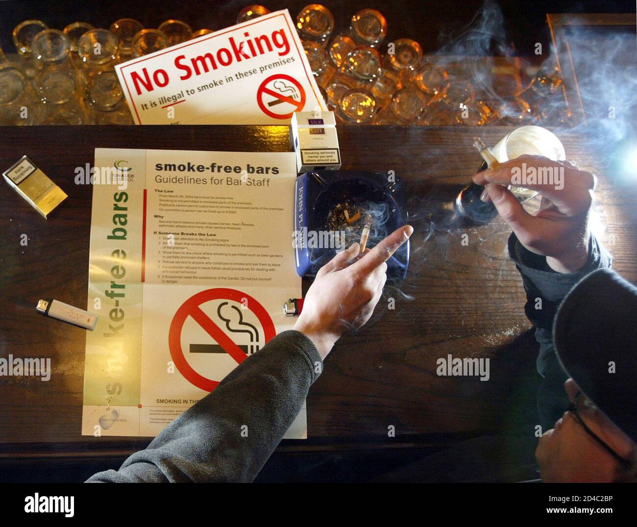 No Smoking In Bars High Resolution Stock Photography and Images Alamy