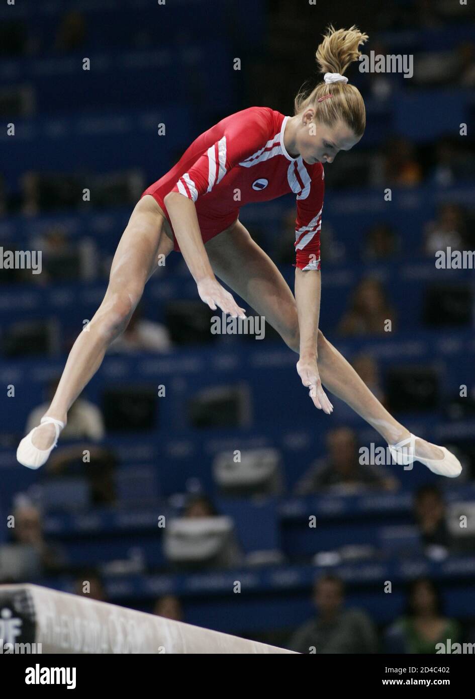 Svetlana khorkina olympics hi-res stock photography and images - Alamy