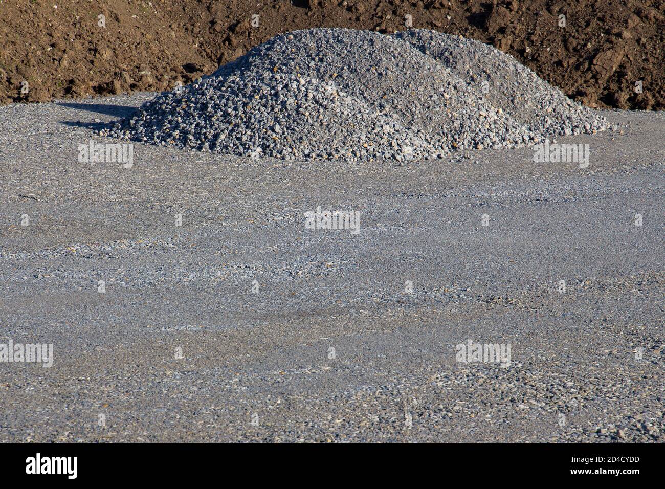 Huge pile gravel hires stock photography and images Alamy